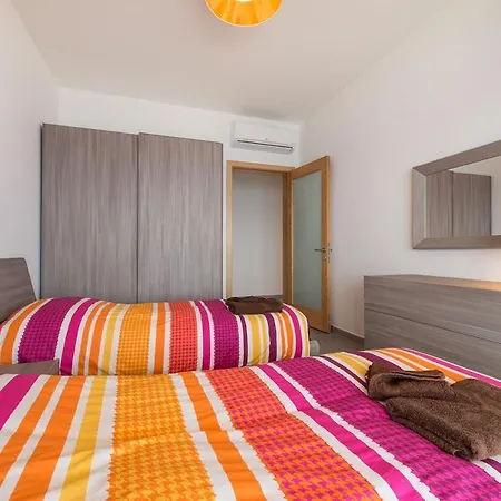 Appartamento Seafront Luxury With Pool *