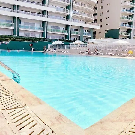 아파트 Seafront Luxury With Pool By Buena Vista *