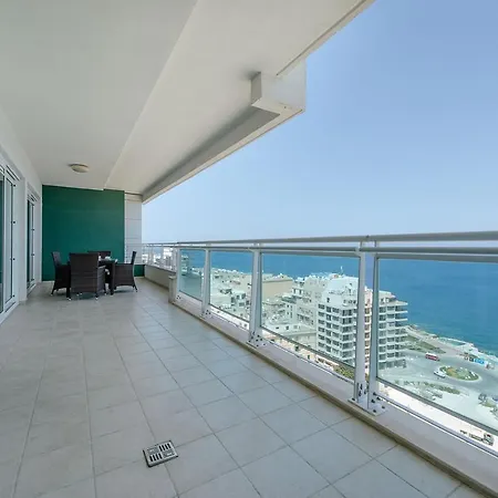 Seafront Luxury With Pool * Sliema