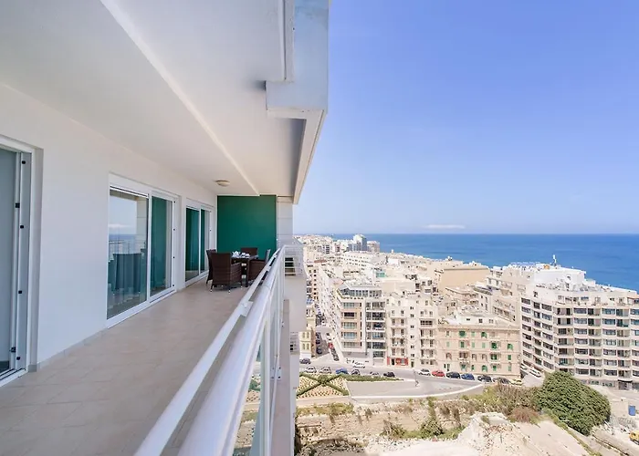 Apartment Seafront Luxury With Pool By Buena Vista Sliema