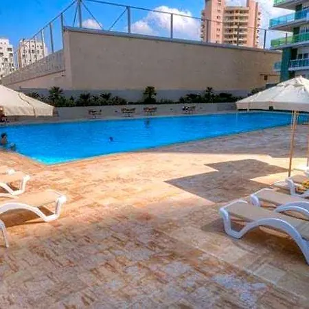 Seafront Luxury With Pool By Buena Vista * Sliema