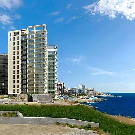 Seafront Luxury With Pool By Buena Vista Sliema
