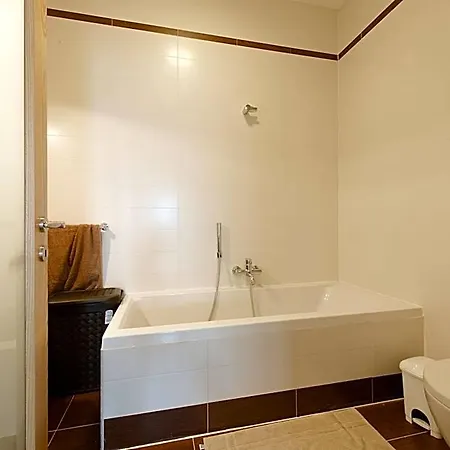 Apartament Seafront Luxury With Pool By Buena Vista *