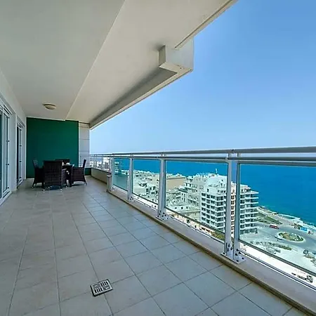 Seafront Luxury With Pool By Buena Vista Apartament