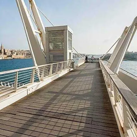 Seafront Luxury With Pool By Buena Vista Apartament Sliema