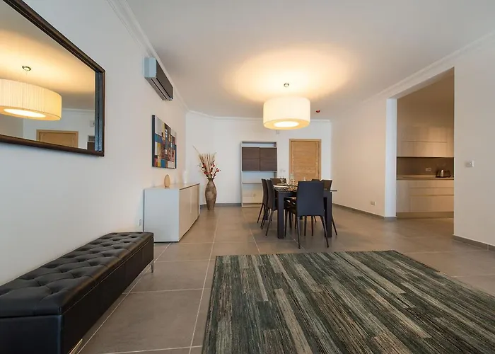 Apartman Seafront Luxury With Pool By Buena Vista Sliema