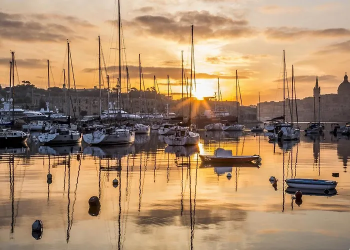 Apartment Seafront Luxury With Pool By Buena Vista