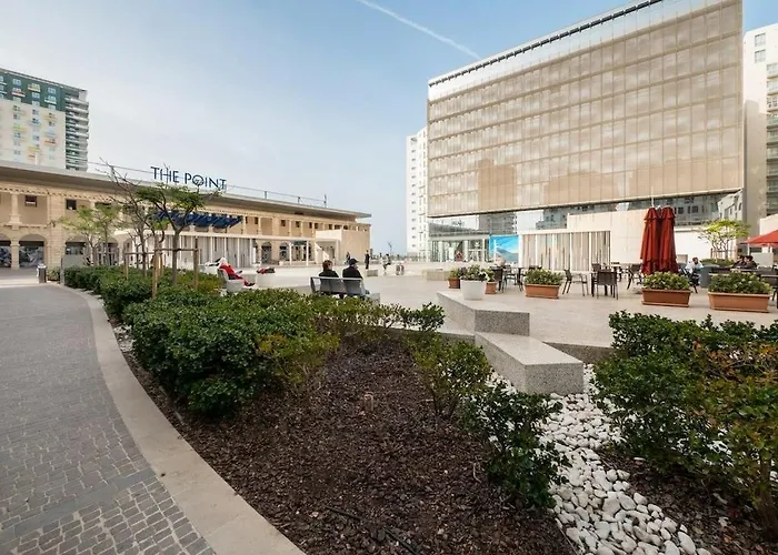 Seafront Luxury With Pool By Buena Vista Sliema